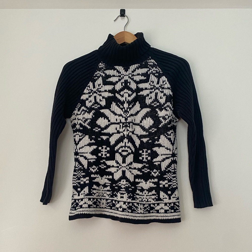 Vintage St. John's Bay Black & White Nordic Turtleneck Knit Sweater